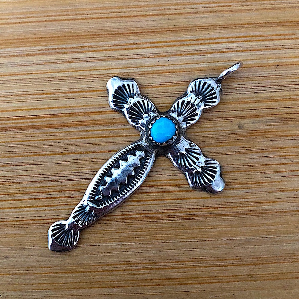 $48 Vintage Estate Cross Sterling Silver & Turquoise No Mark - Picture 3 of 7